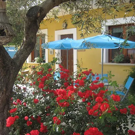 Bed & Breakfast Mariposa *