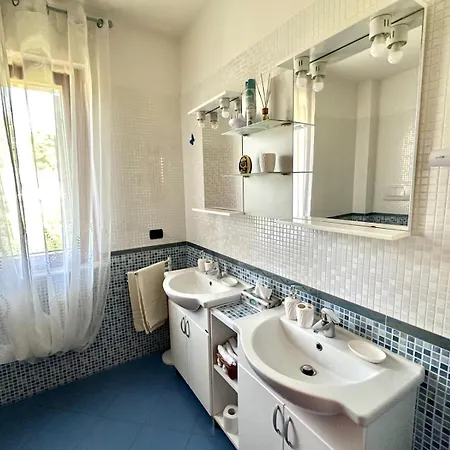 Mariposa Bed & Breakfast