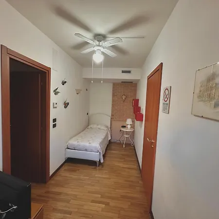 Bed & Breakfast Mariposa 4*