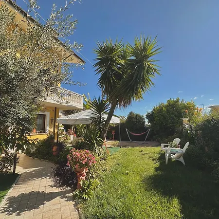 Oda ve Kahvaltı Mariposa