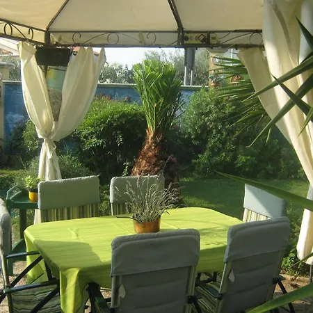 Bed & Breakfast Mariposa Collecorvino