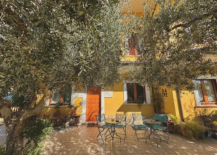 Mariposa Bed and Breakfast